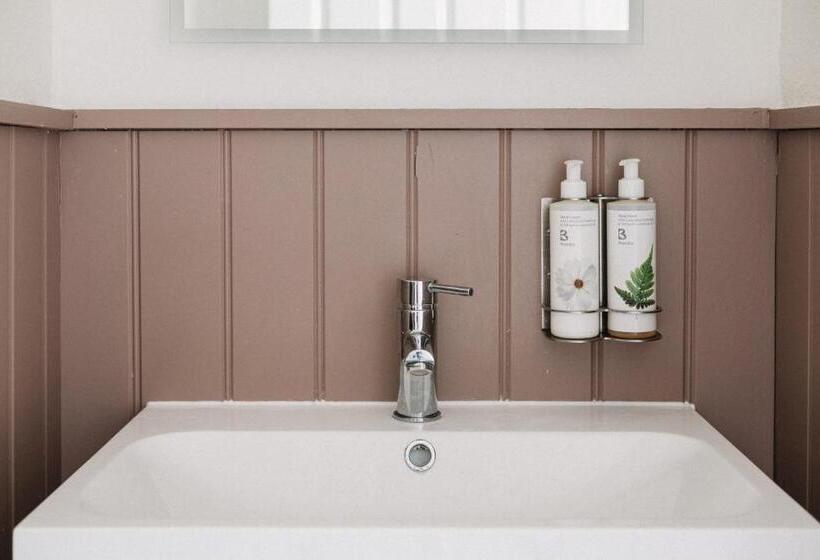 住宿加早餐  The Filly Inn