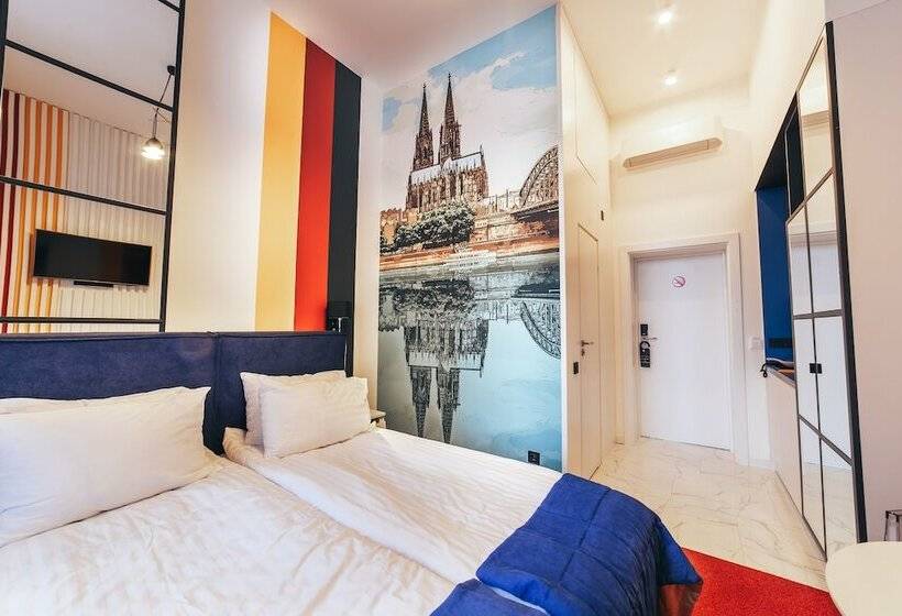 Cities Gallery Apart