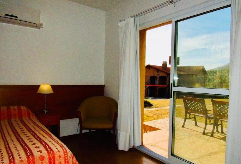 Hotel Apus  Serrano