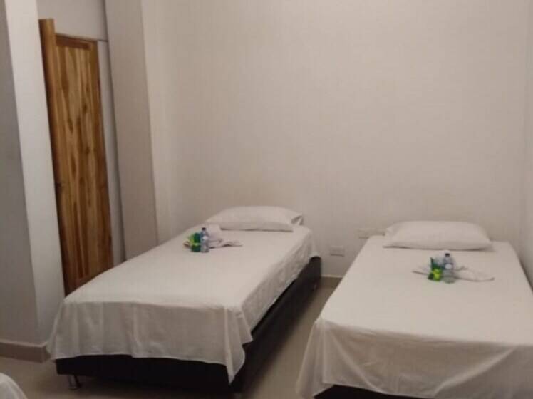 酒店 Banana Paradise