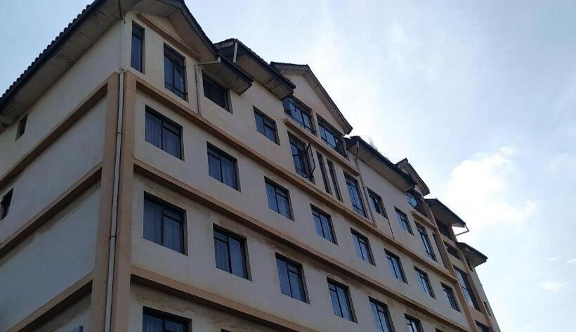 Hotel Plus254