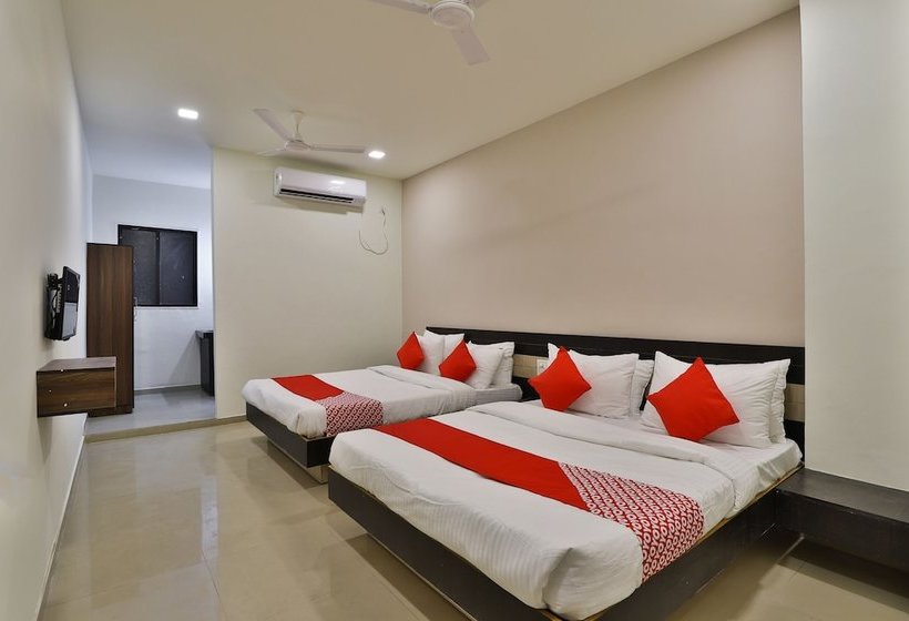 Oyo Flagship 30791 Hotel Shagun