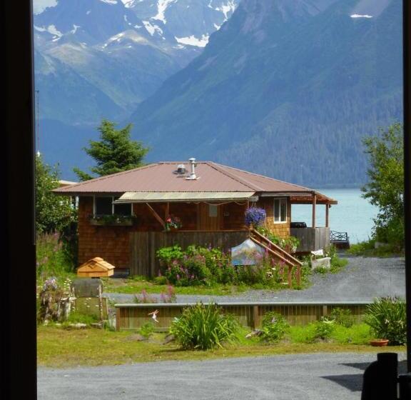 بنسيون Angels Rest On Resurrection Bay Llc