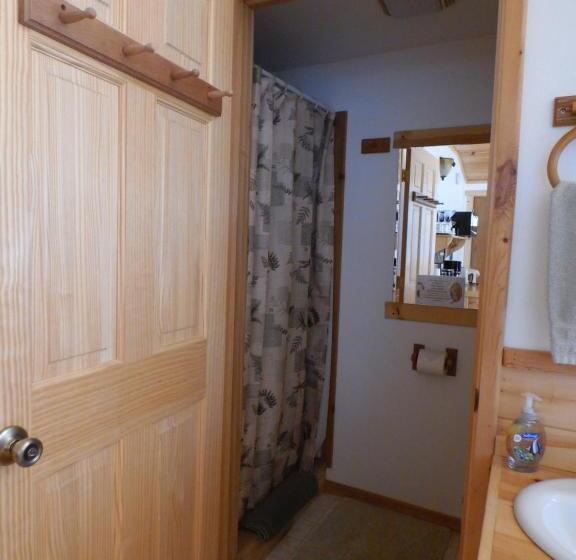 بنسيون Angels Rest On Resurrection Bay Llc