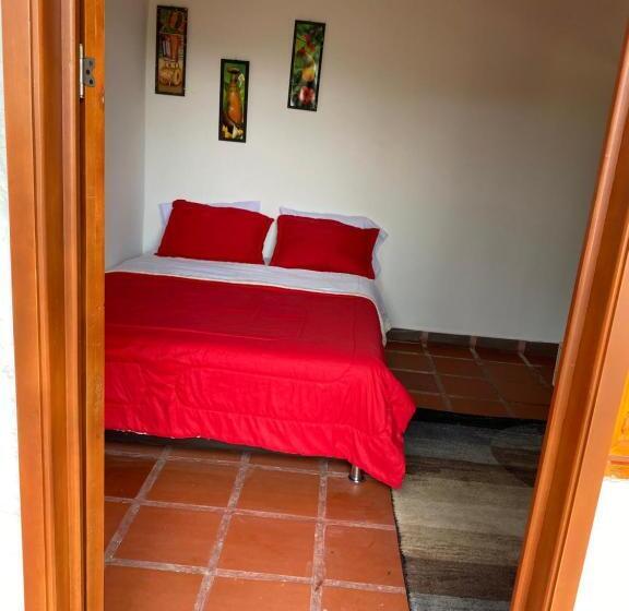 بنسيون Cabaña Los Nogales