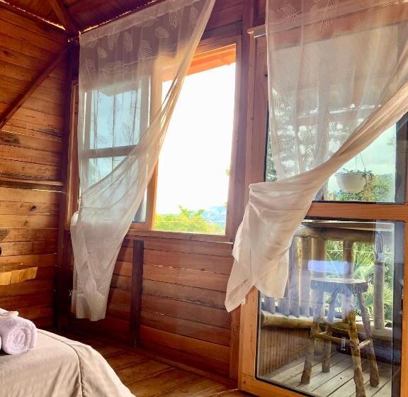 پانسیون Cabaña Los Nogales