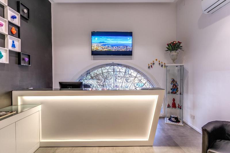پانسیون Gallery Suite Naples