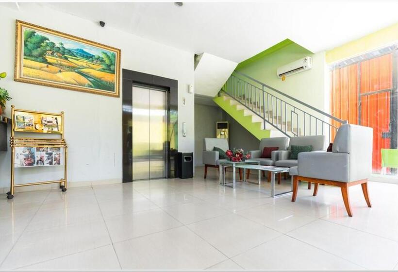 Пансион Reddoorz Plus @ Hertasning Area