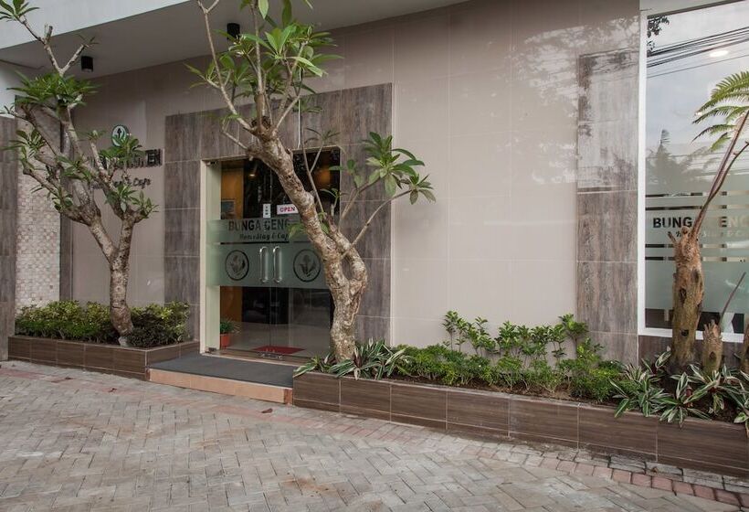 پانسیون Reddoorz Premium @ Jalan Cengkeh Malang