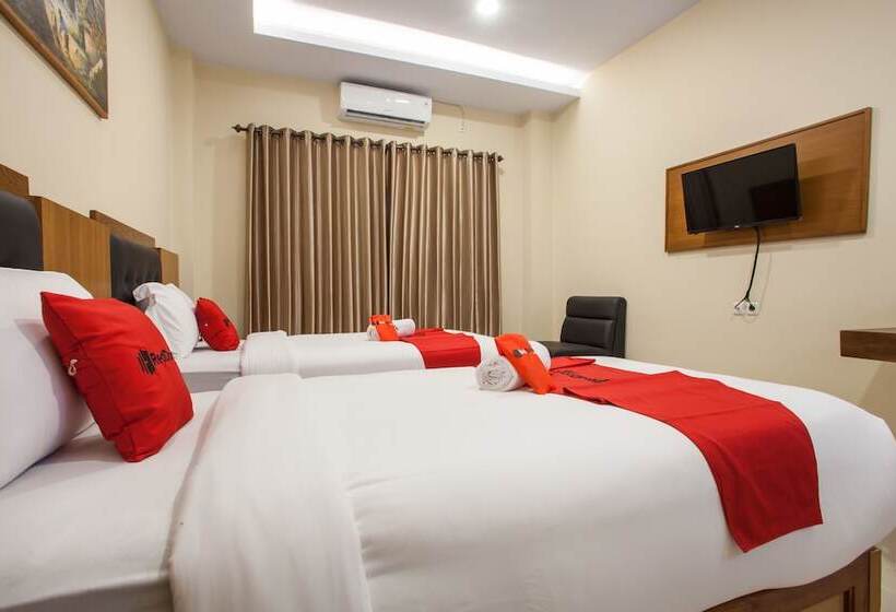 膳宿费 Reddoorz Premium @ Jalan Cengkeh Malang