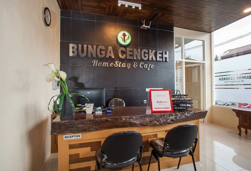 膳宿费 Reddoorz Premium @ Jalan Cengkeh Malang