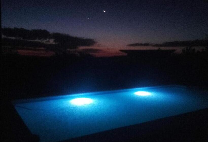 بنسيون Refugio: El Llamado