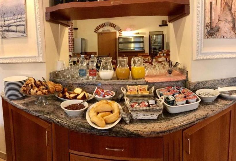 فندق صغير Antica Locanda Il Girasole