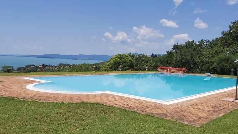 Casale Sul Lago Trasimeno