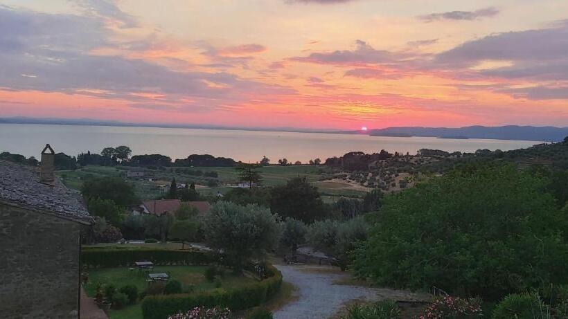 Casale Sul Lago Trasimeno