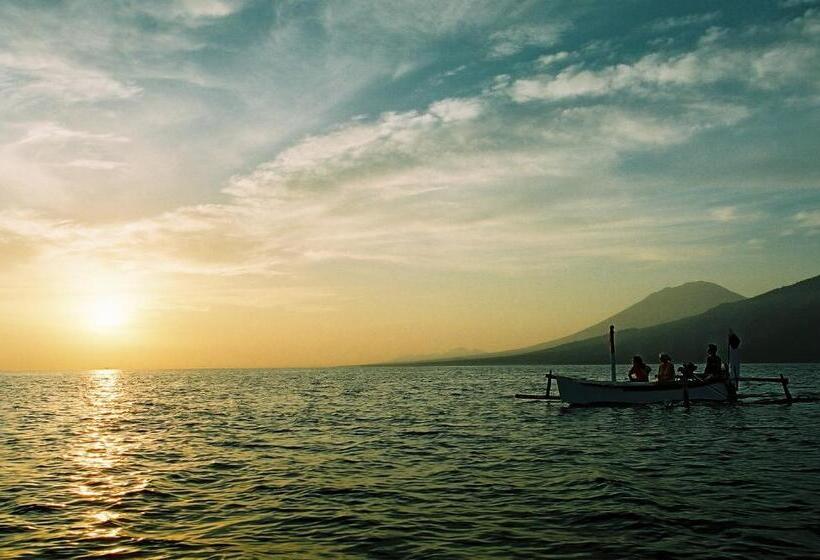 בית מלון כפרי Gaia Oasis Beach Resort