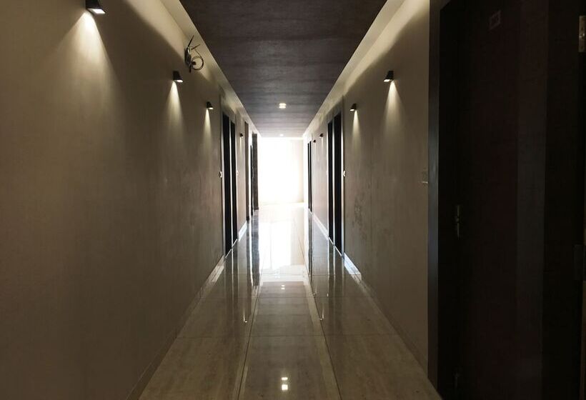 בית מלון כפרי K3 Club Residency