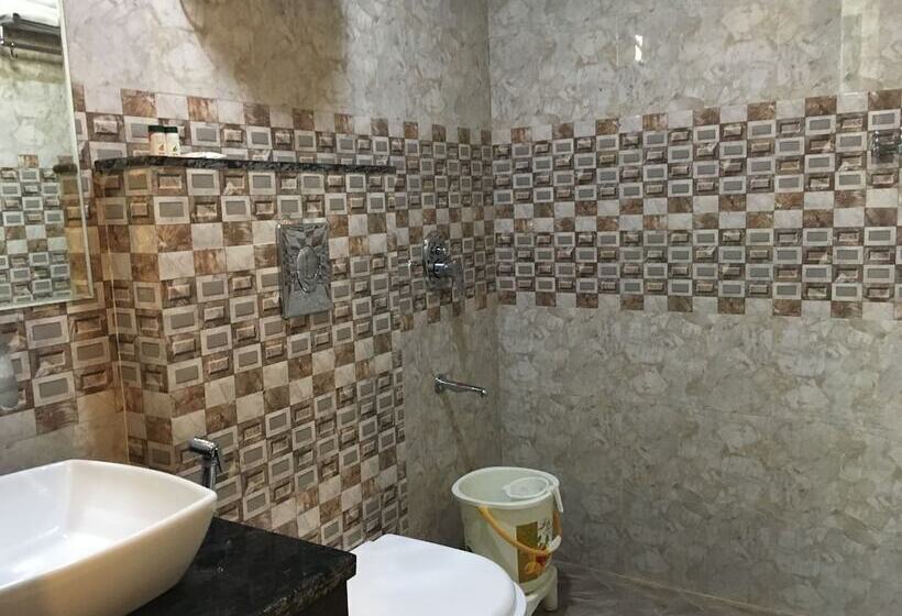 בית מלון כפרי K3 Club Residency