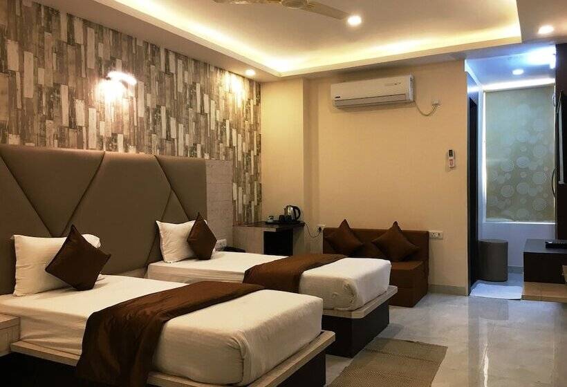 בית מלון כפרי K3 Club Residency