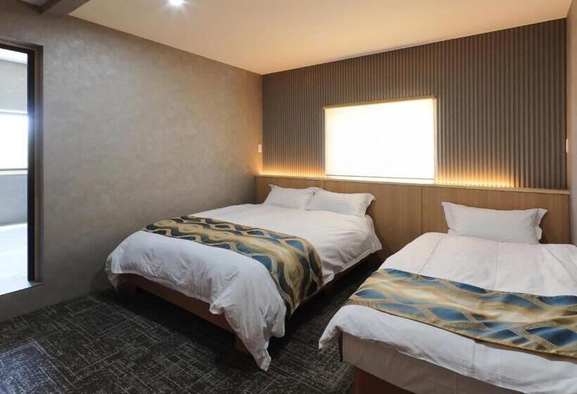 בית מלון כפרי Kurobe Sunvalley