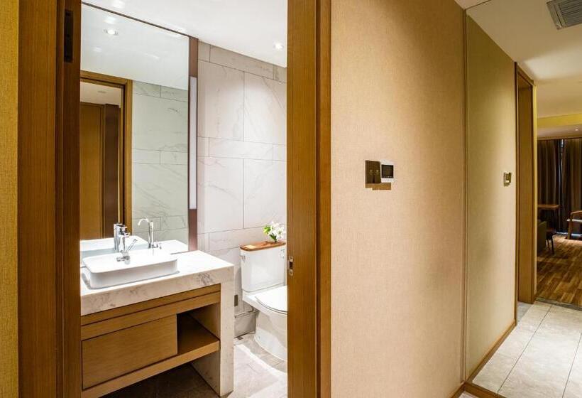 هتل Metropolo Jinjiang Weihai Railway Station