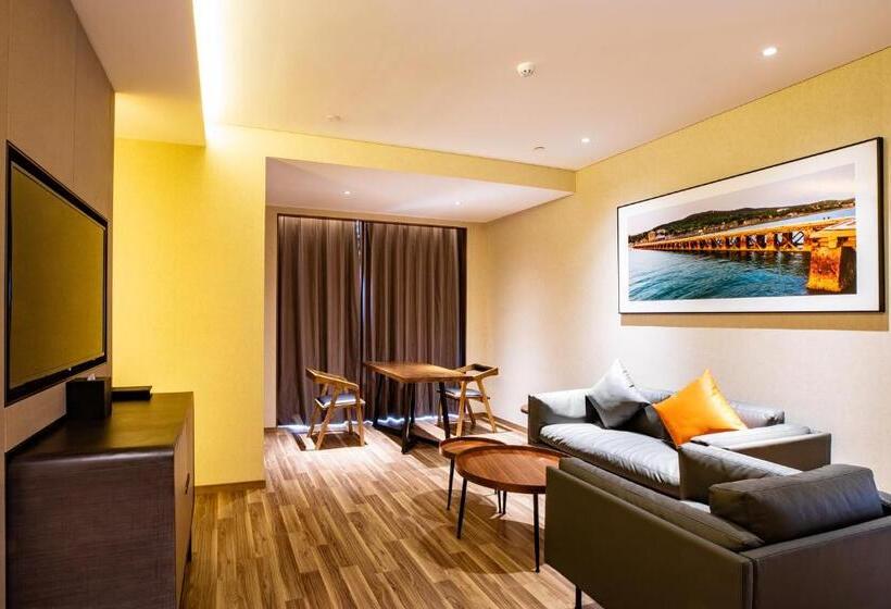 هتل Metropolo Jinjiang Weihai Railway Station