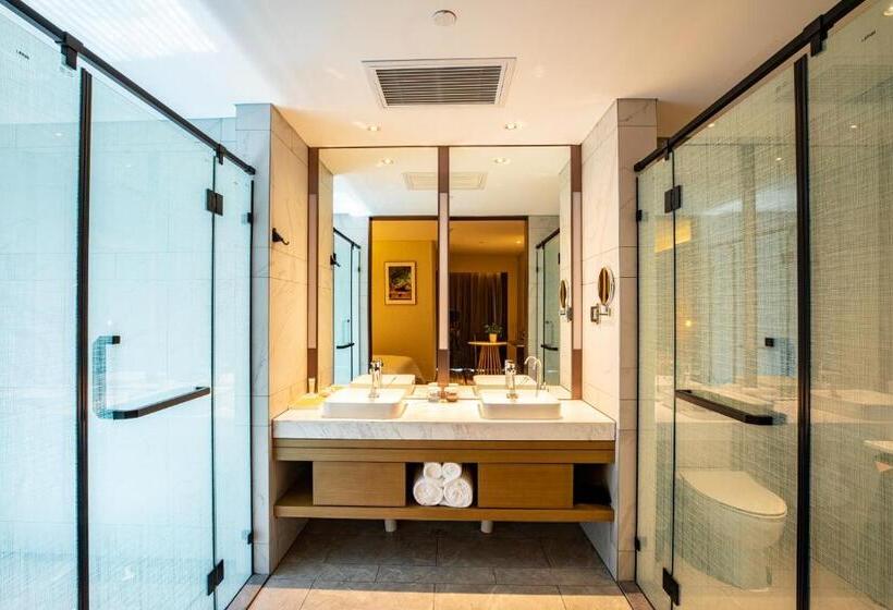 هتل Metropolo Jinjiang Weihai Railway Station