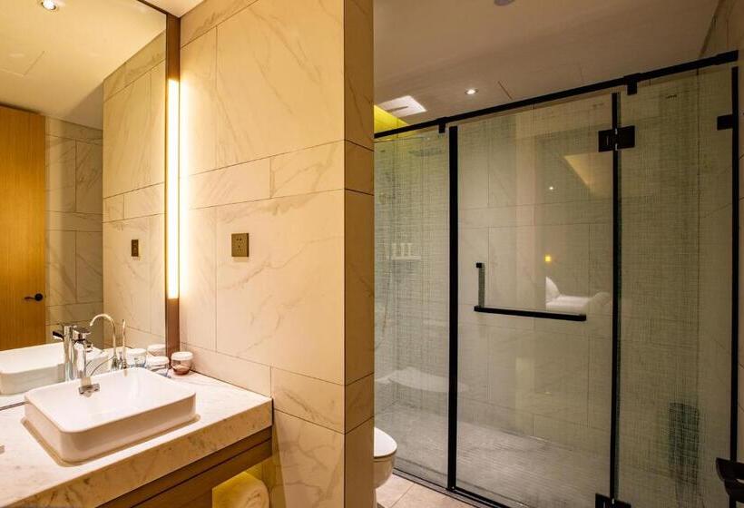 هتل Metropolo Jinjiang Weihai Railway Station