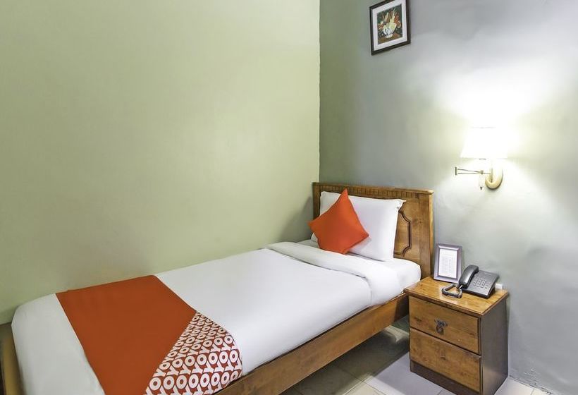 Отель Oyo 943 3gs