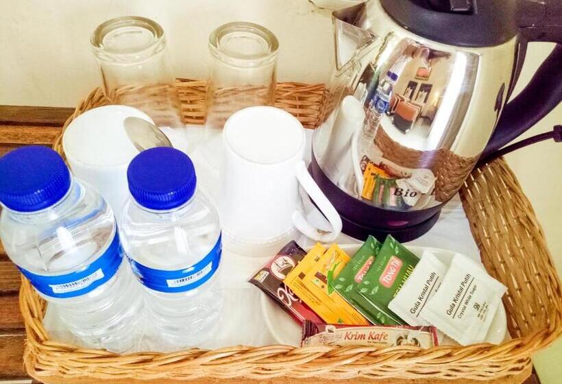 酒店 Pendopo 45 Resort