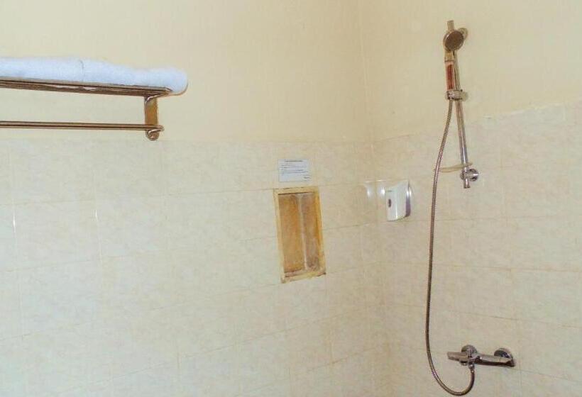 酒店 Pendopo 45 Resort