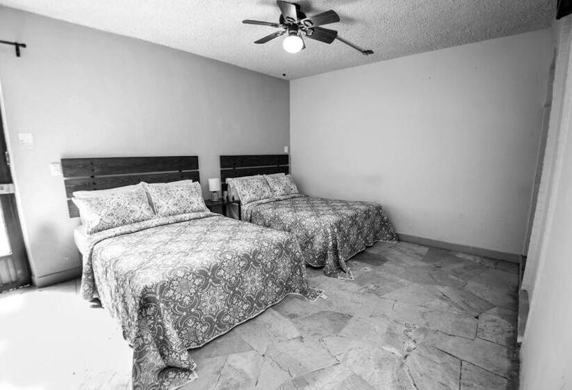 Отель Camino De Allende