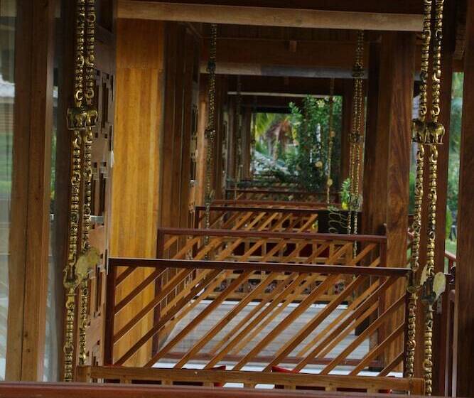 فندق Rainforest Resort