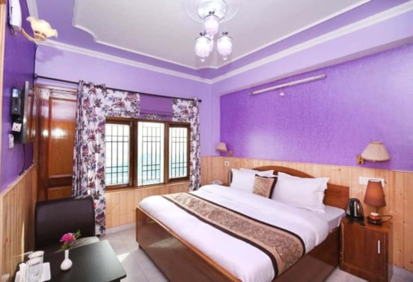 هتل Hill View Cottage