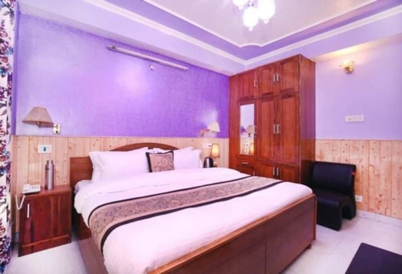 هتل Hill View Cottage