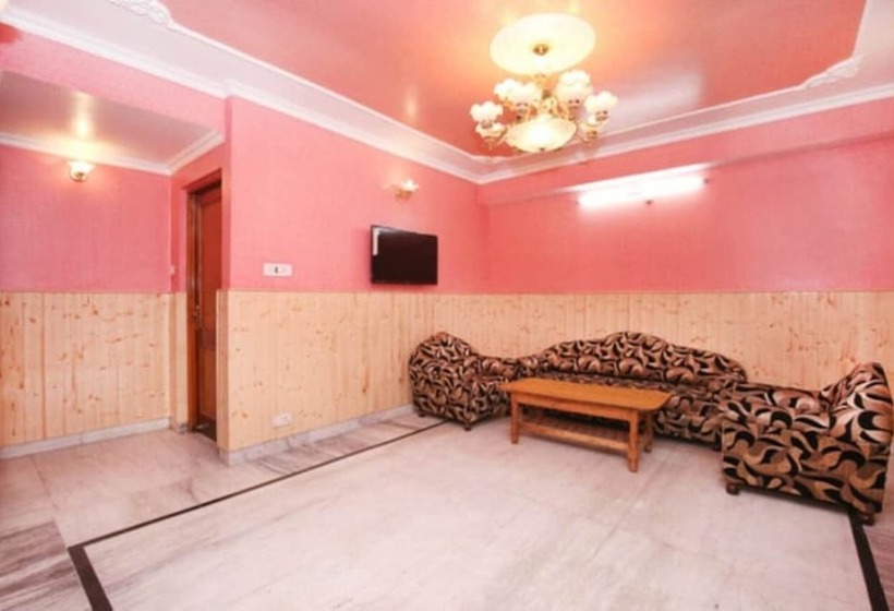 هتل Hill View Cottage