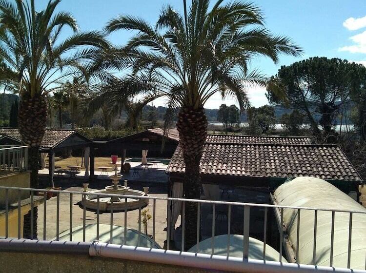 Отель Villa Giulia   Enna