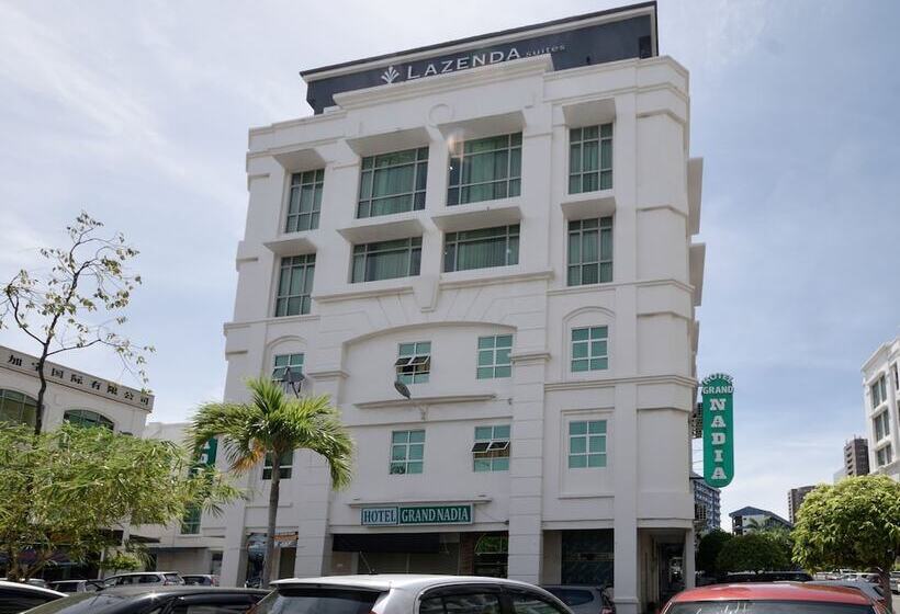 Oyo 892 Hotel Grand Nadia