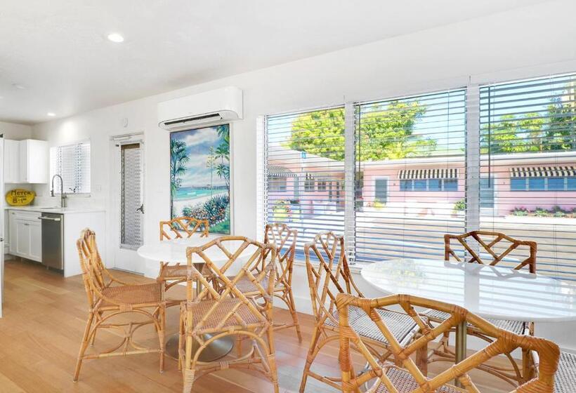 فندق صغير The Gondolier Inn