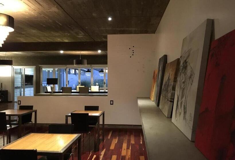 تختخواب و صبحانه Galería  Casa De Húespedes