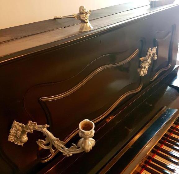 住宿加早餐  La Dimora Del Falconiere   Luxury Suites