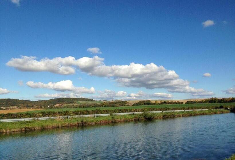 צימר La Virgule De Tanlay