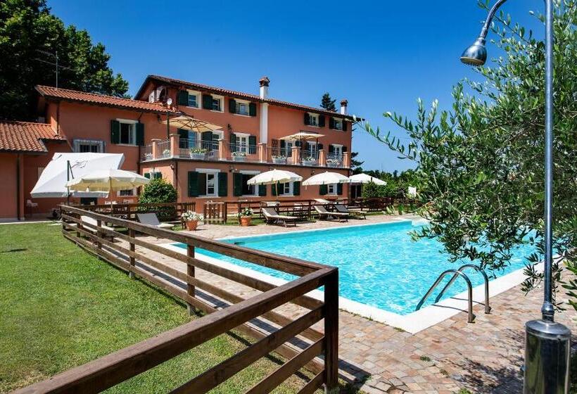 مبيت وإفطار Relais Villa Isabel