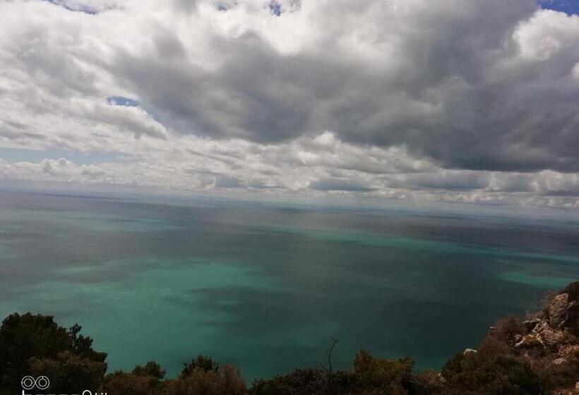 تختخواب و صبحانه Villa Biancofiore