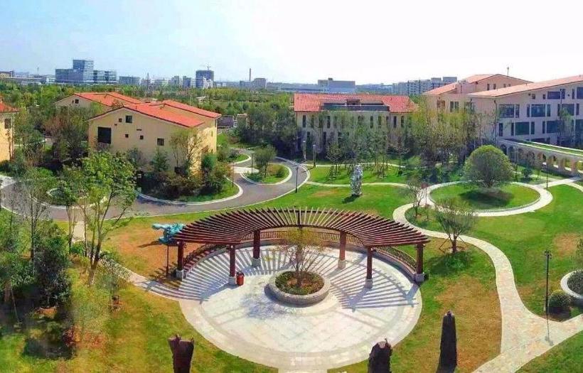 هتل Qingdao Bauhinia Garden