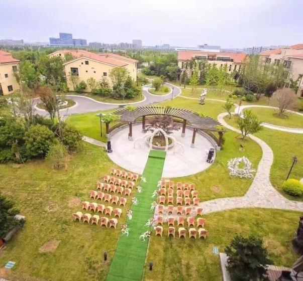 هتل Qingdao Bauhinia Garden