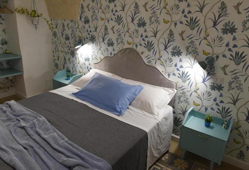 פנסיון Casa Mida   Guest House