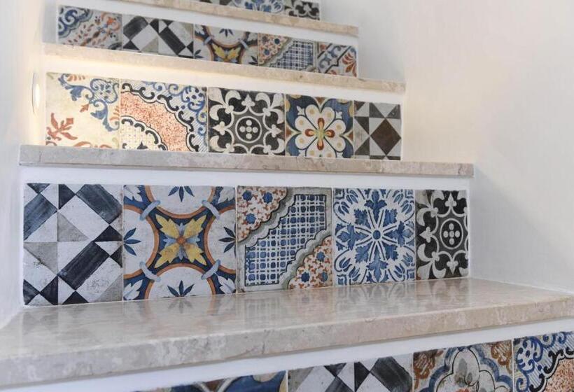 פנסיון Casa Mida   Guest House