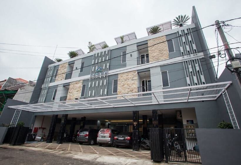 بنسيون Reddoorz Plus Near Politeknik Negeri Malang