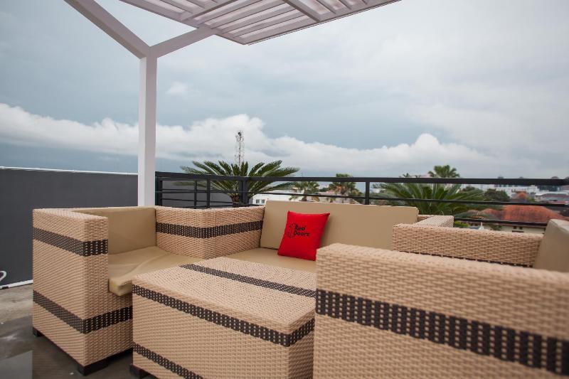 بنسيون Reddoorz Plus Near Politeknik Negeri Malang